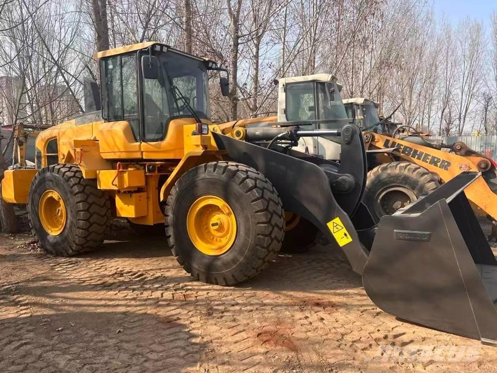 Volvo L 120 Utovarivači na kotačima