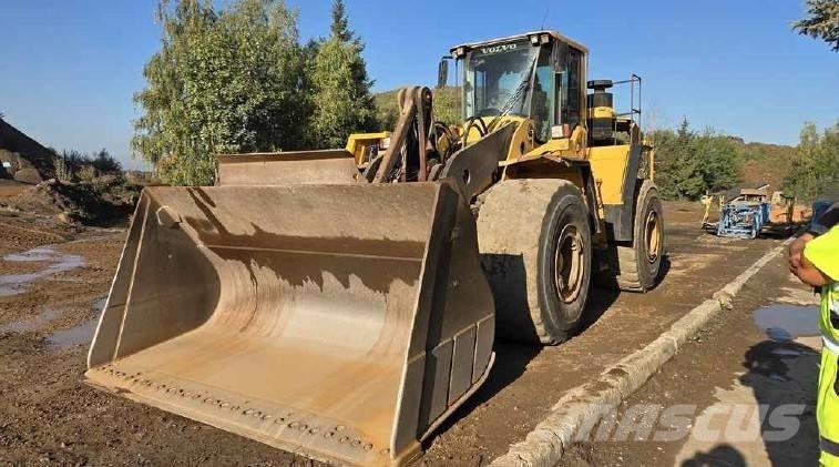 Volvo L 220 F Utovarivači na kotačima