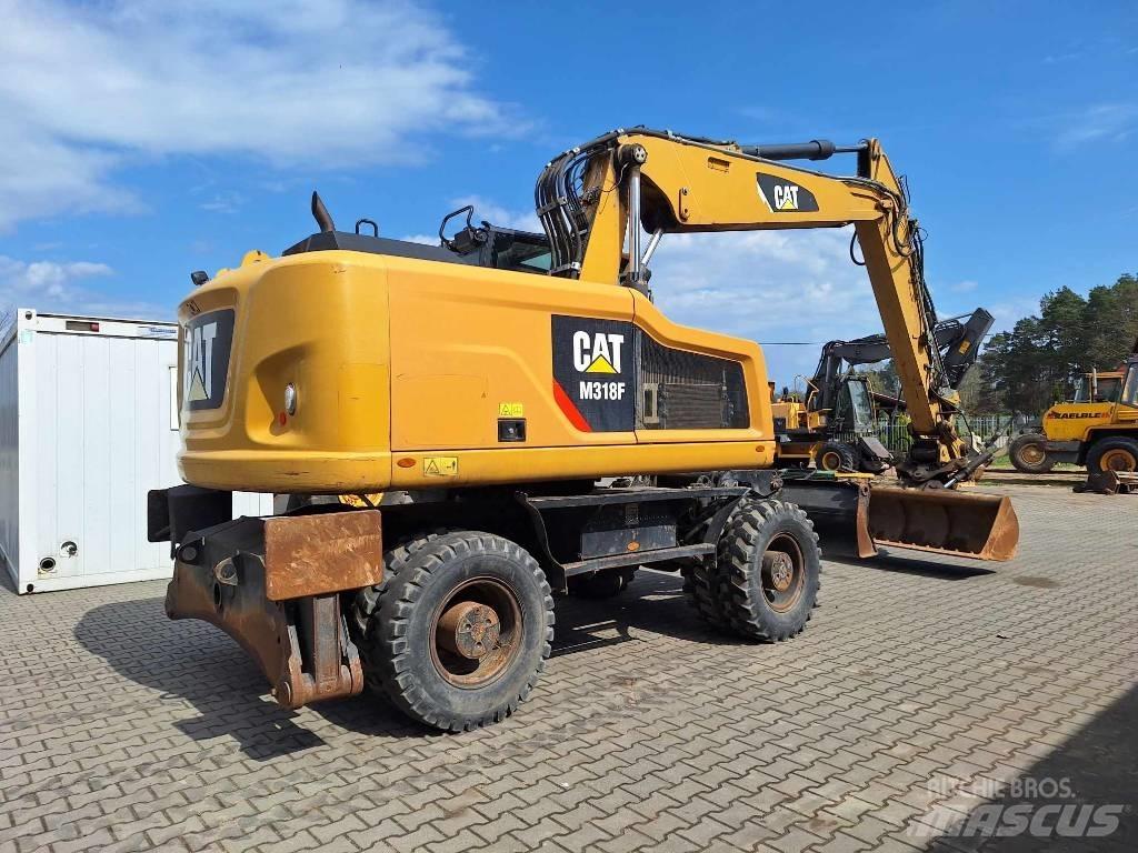 CAT M 318 F Bageri na kotačima