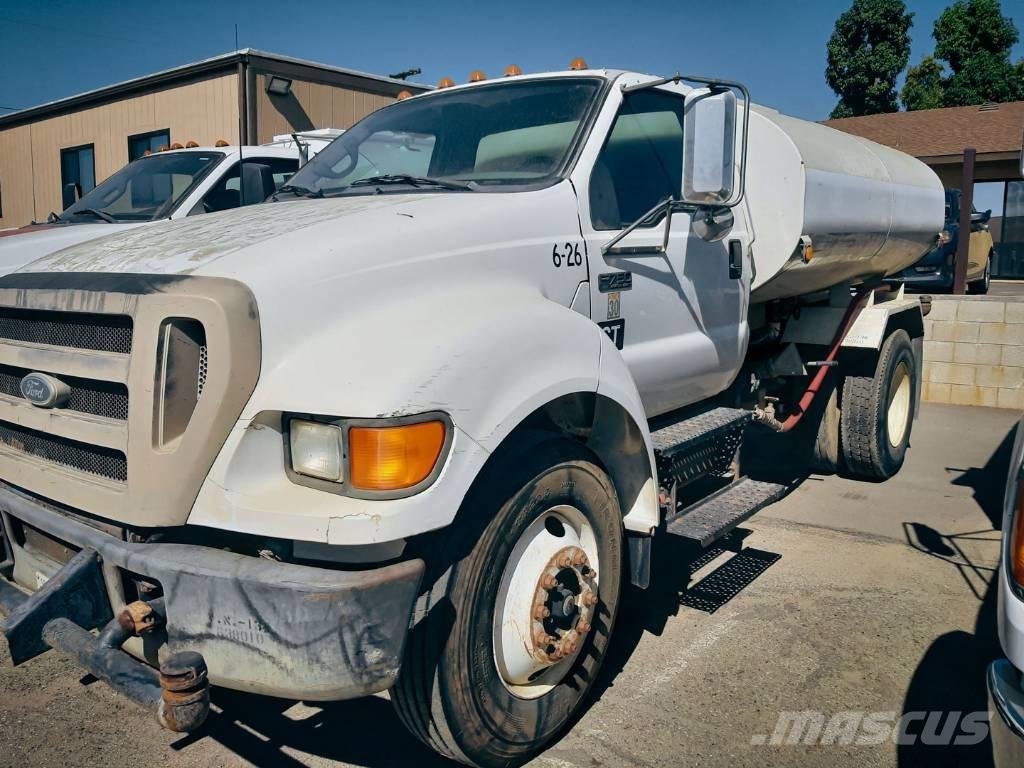 Ford F 750 XL SD Kamioni za vodu