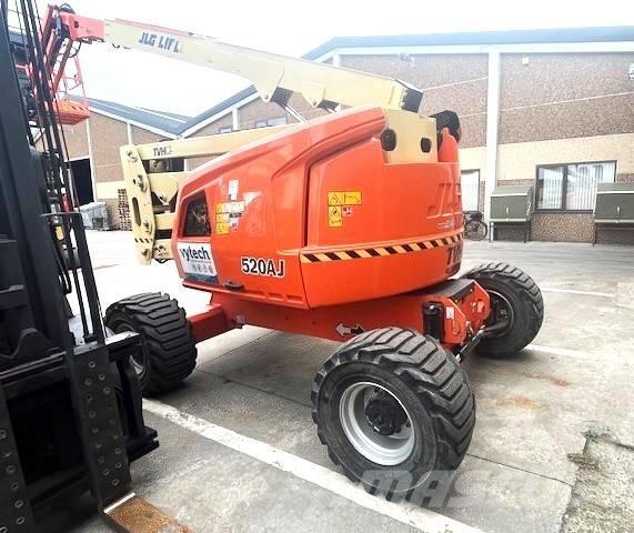 JLG 520 AJ Zglobne podizne platforme