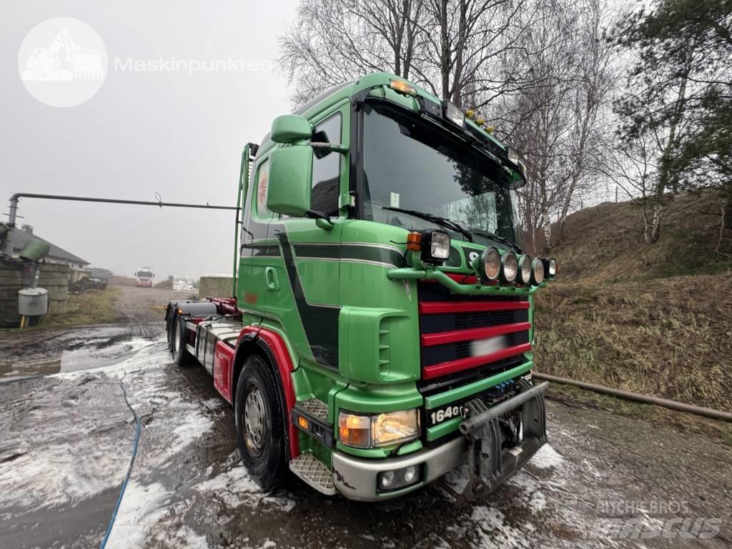 Scania R 164-580 Rol kiper kamioni s kukama za dizanje