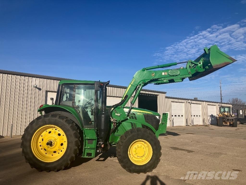 John Deere 6155 M Traktori