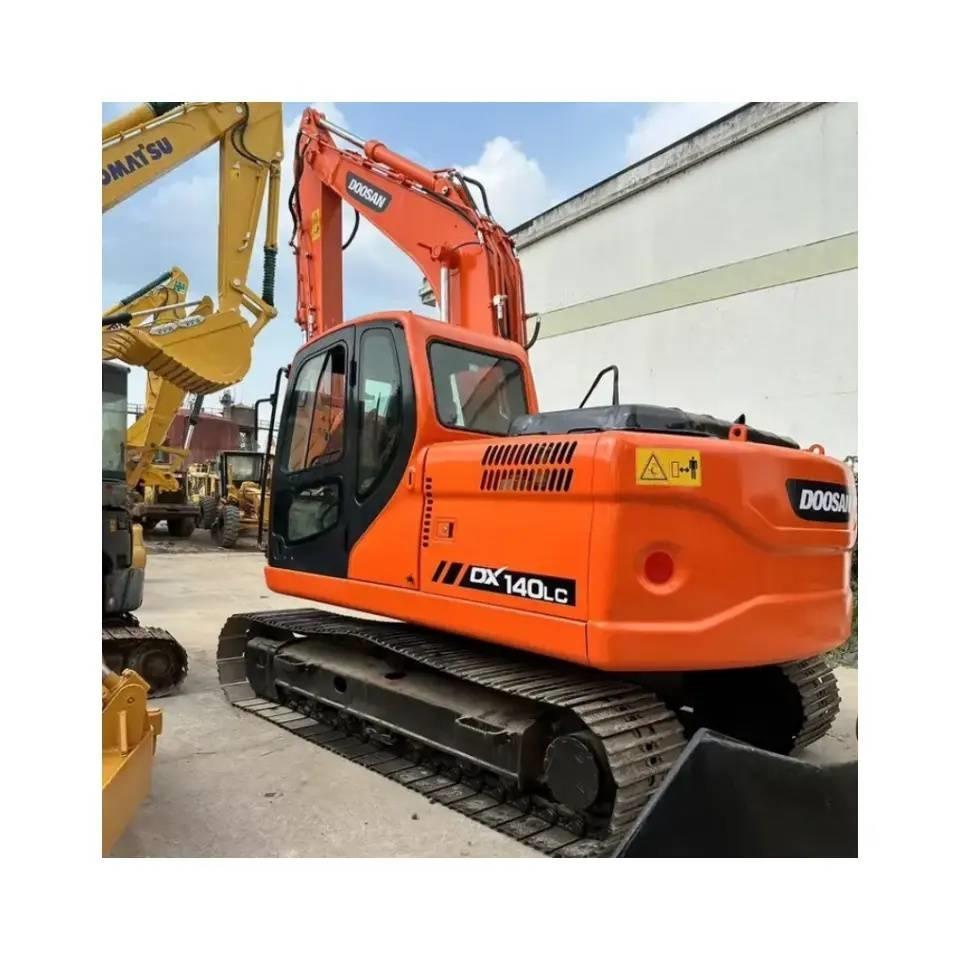 Doosan DX 140 LC Bageri gusjeničari