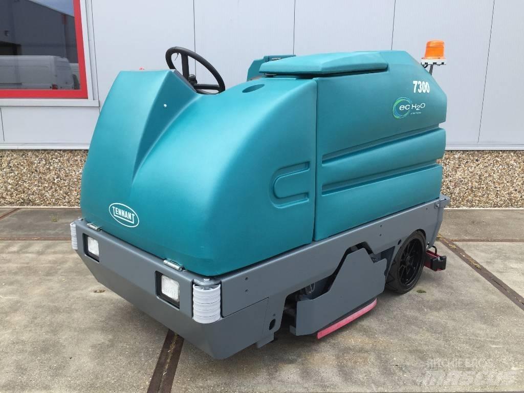 Tennant 7300 Strojevi za metenje