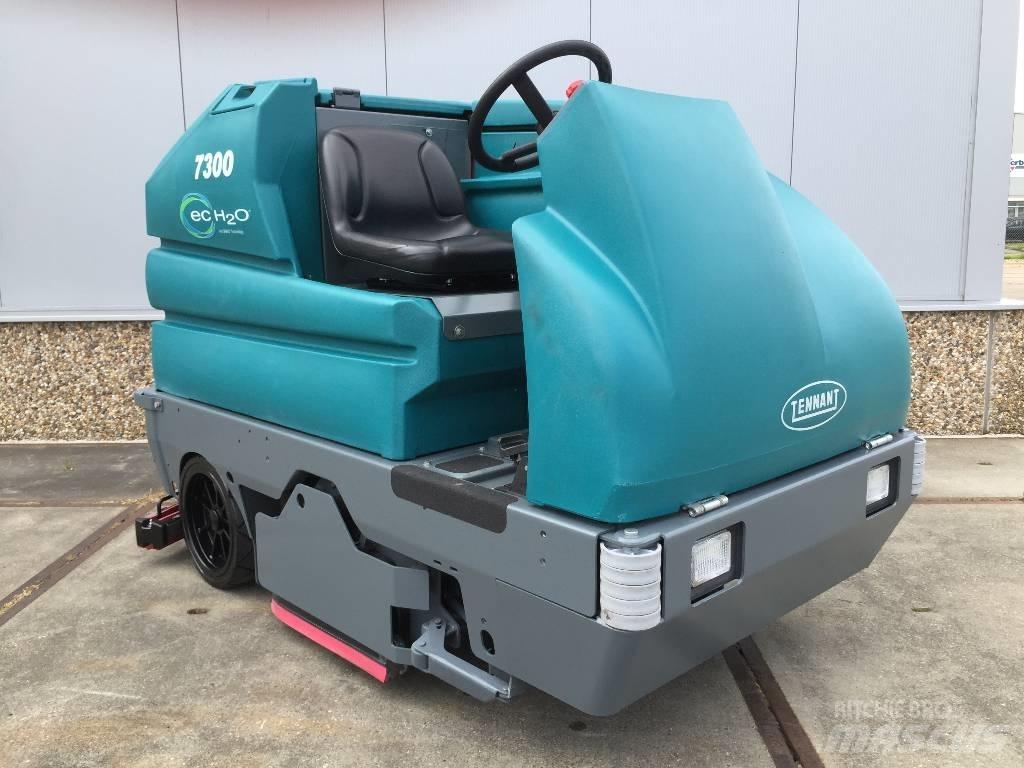 Tennant 7300 Strojevi za metenje