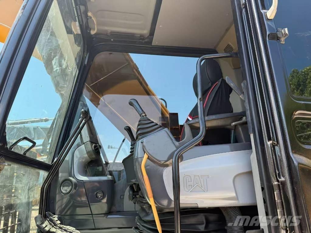 CAT 320 D Bageri gusjeničari