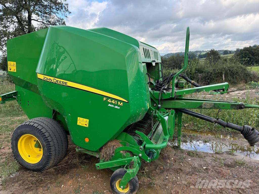 John Deere F441M Rolo balirke