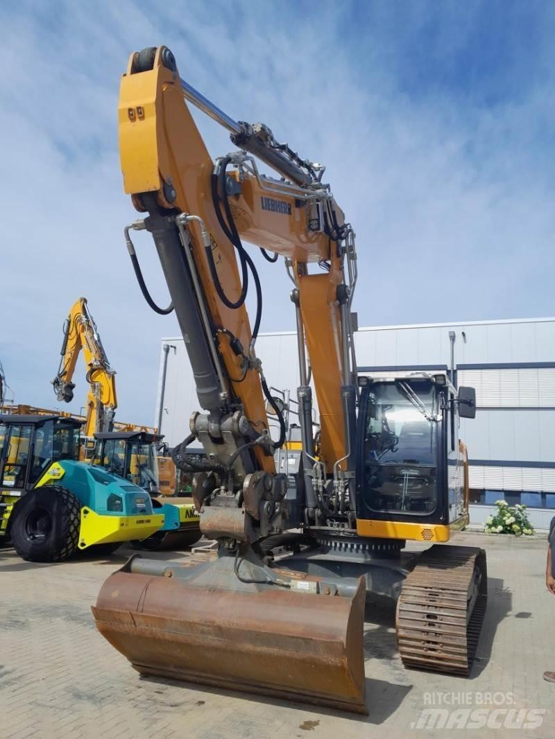 Liebherr R922 LC Bageri gusjeničari