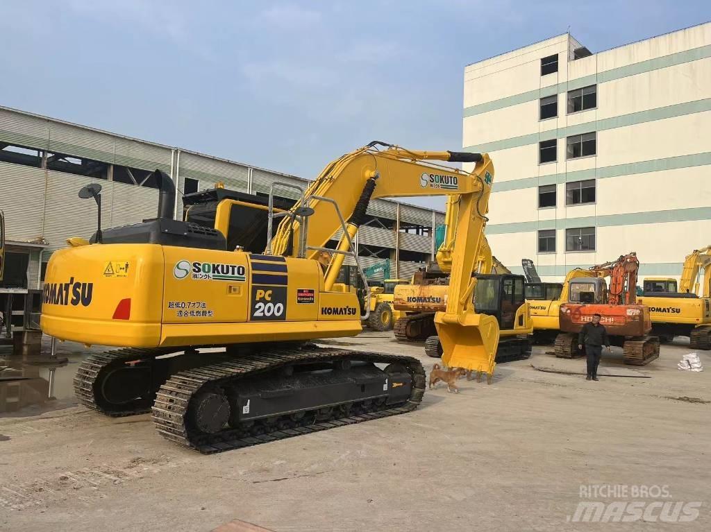 Komatsu PC 200-8N1 Bageri gusjeničari