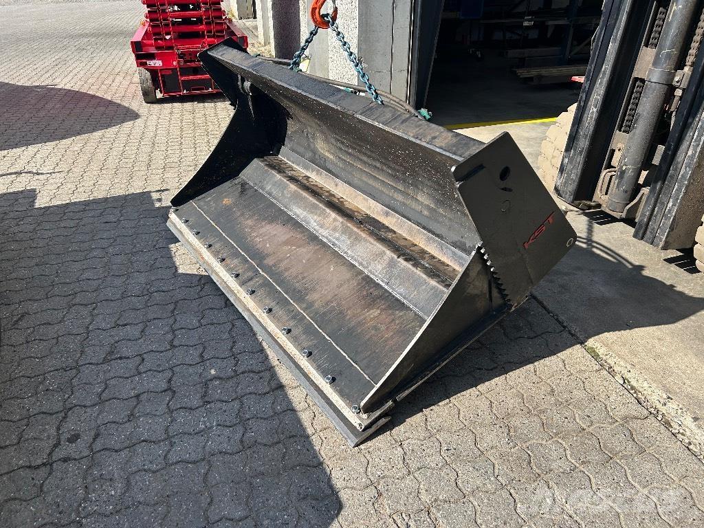  KST 4 i en skovl Kašike / Korpe