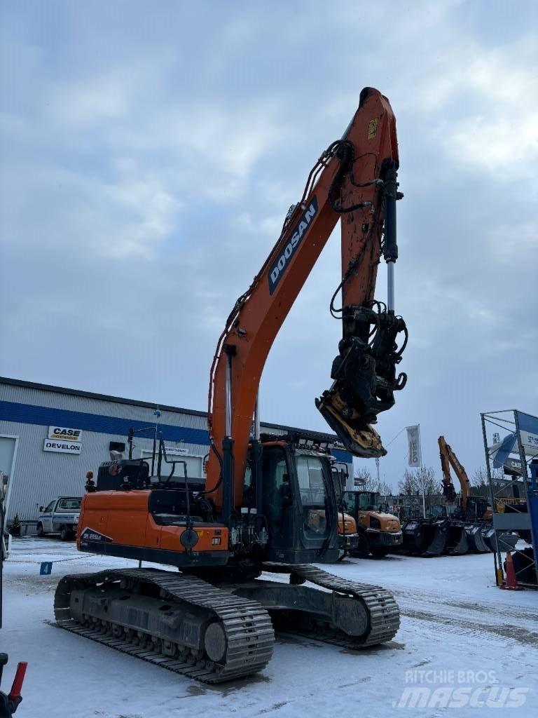 Doosan DX 255 LC-7 Bageri gusjeničari