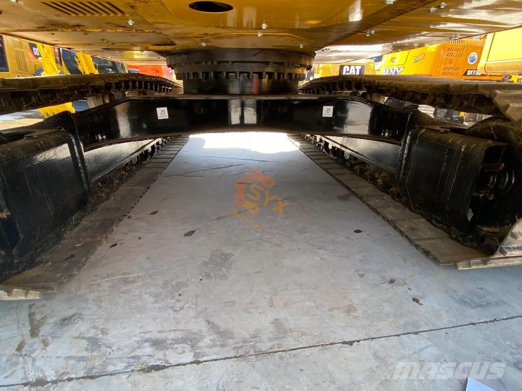 CAT CAT320 D2 Bageri gusjeničari