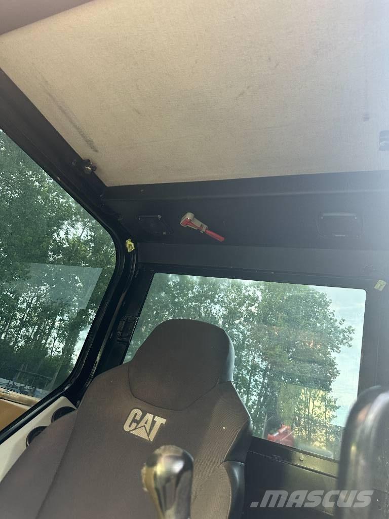 CAT 307E2 Bageri gusjeničari