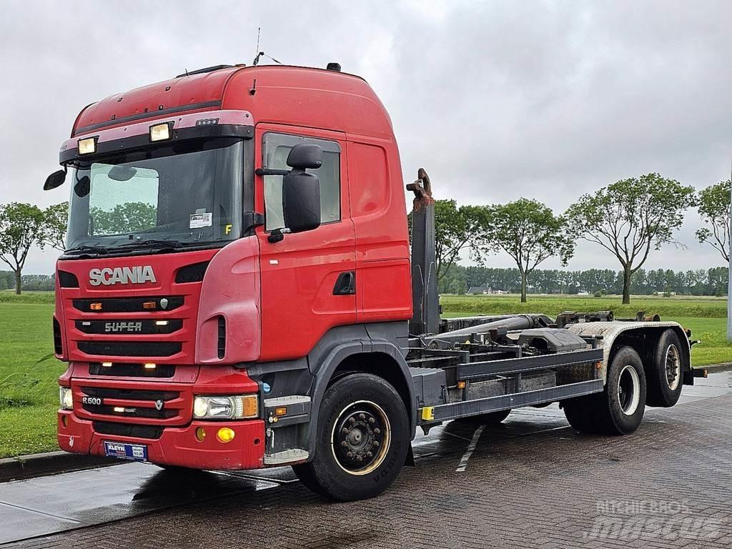 Scania R500 6x2*4 Rol kiper kamioni s kukama za dizanje