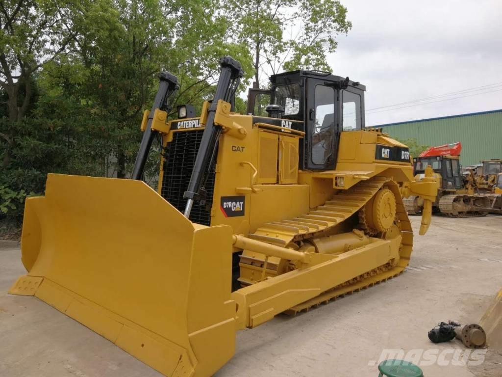 CAT D 7 R Buldožeri gusjeničari