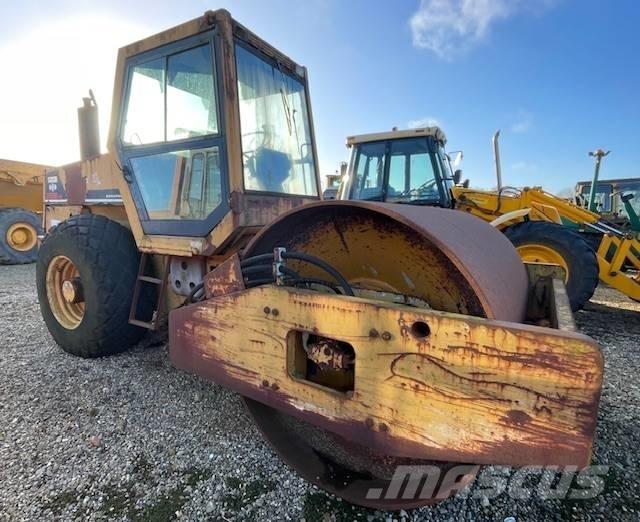 Komatsu JV110WA-HD Valjci sa jednim bubnjem