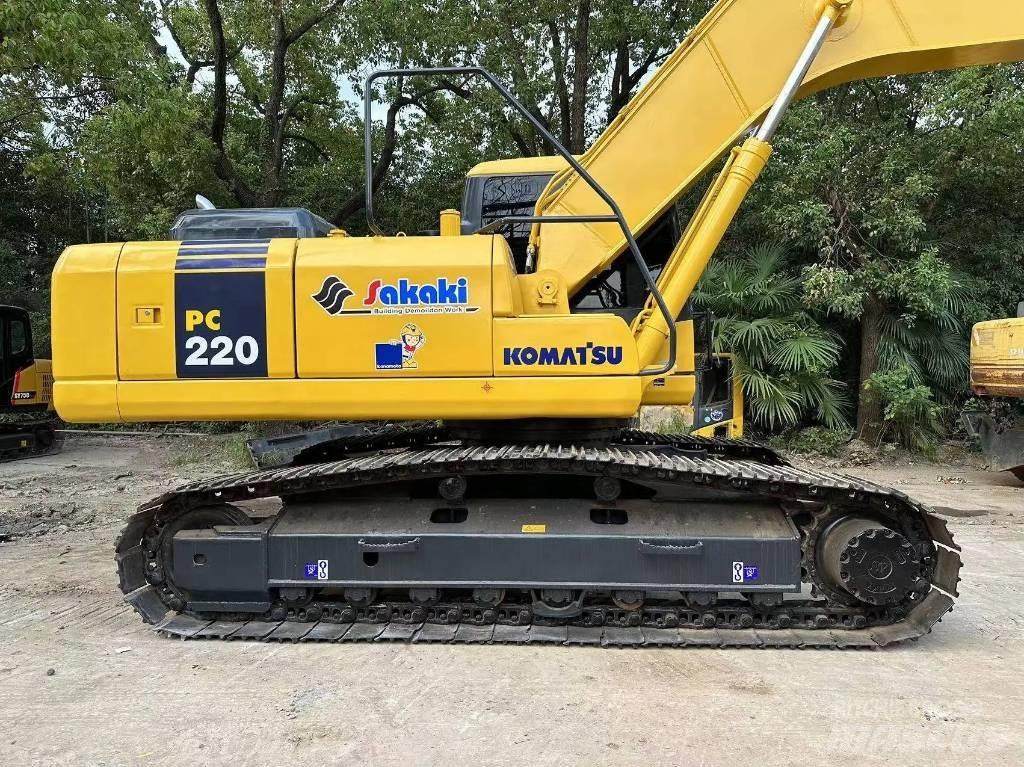 Komatsu PC220-8 Bageri gusjeničari