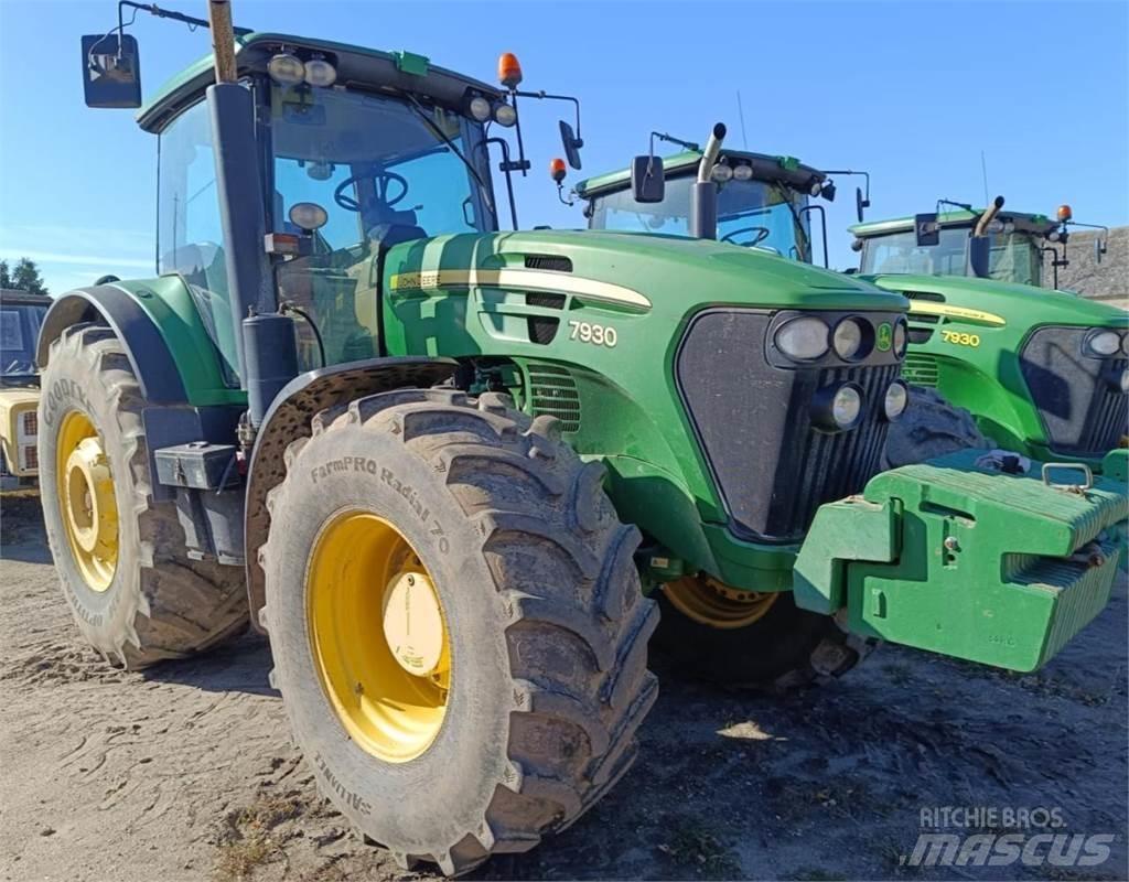 John Deere 7930 Traktori