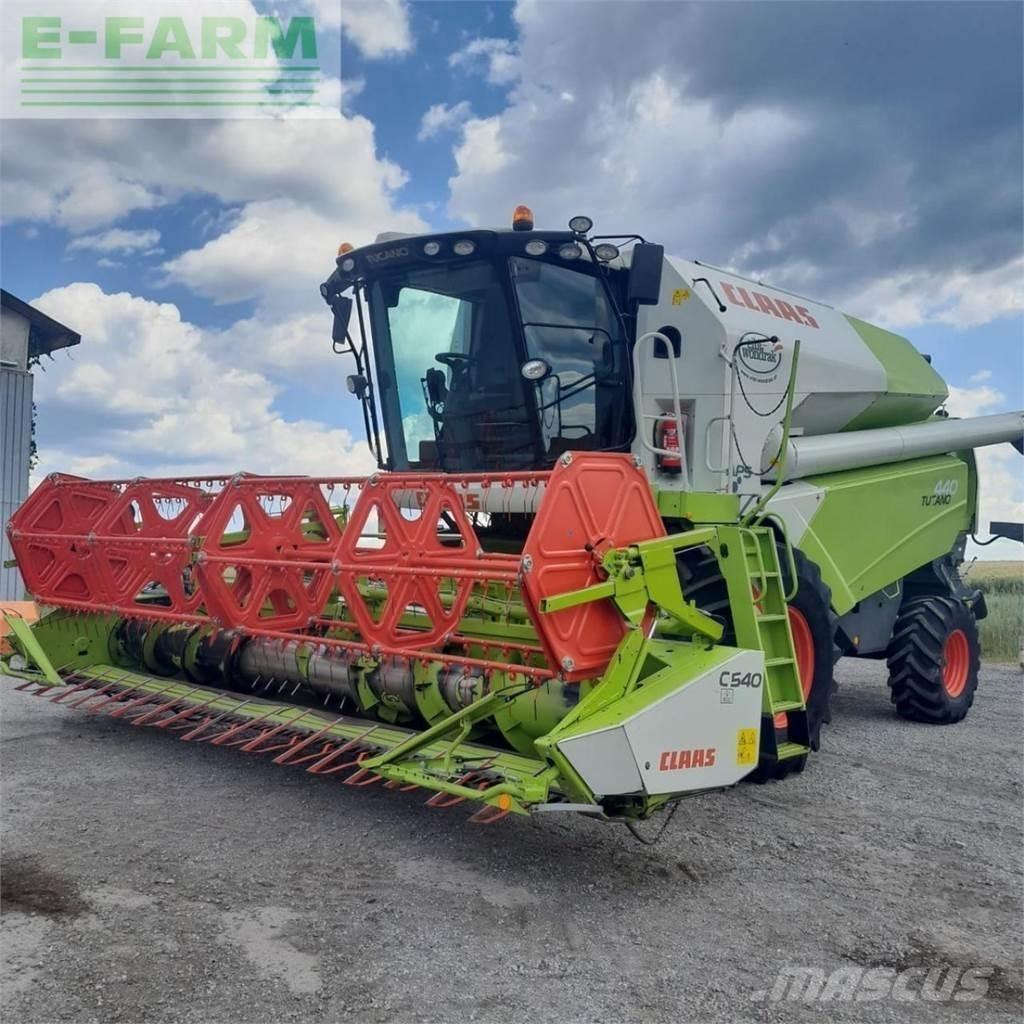 CLAAS tucano 440 Kombajni
