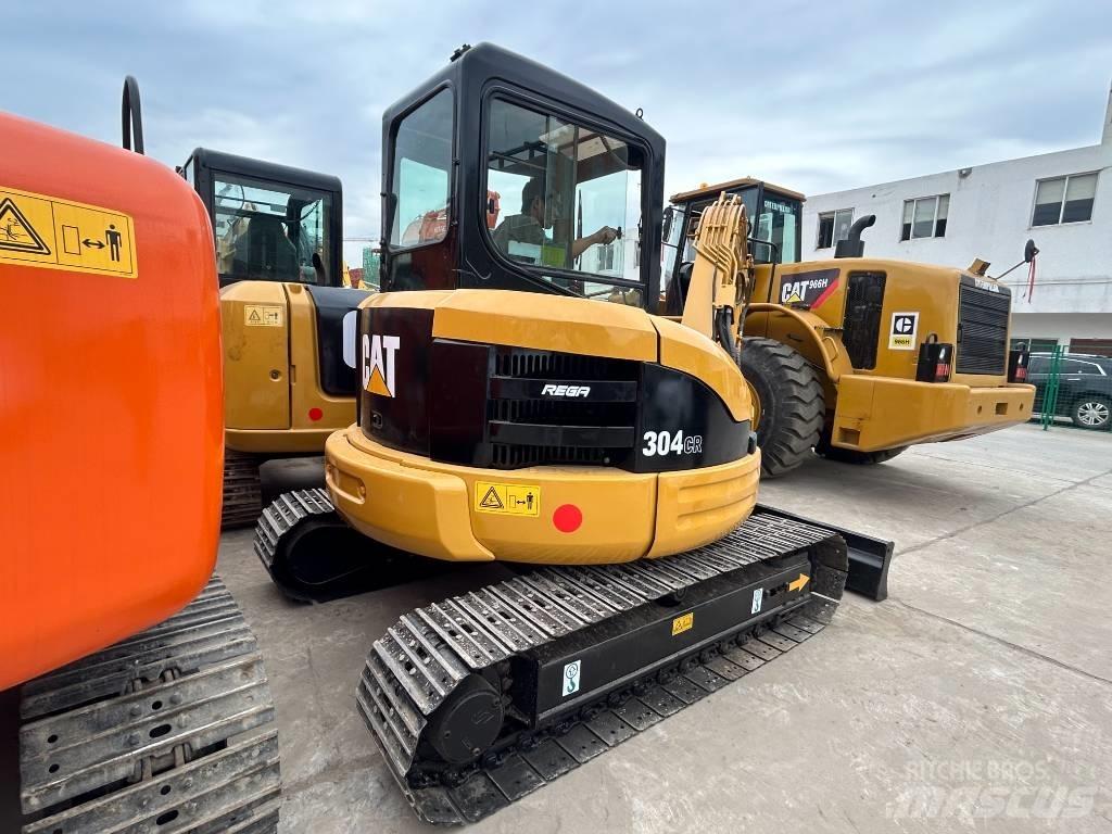 CAT 304 Bageri gusjeničari