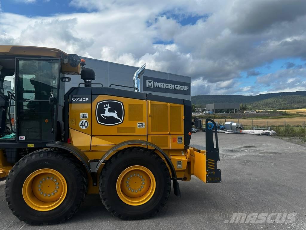 John Deere 672 GP Grejderi