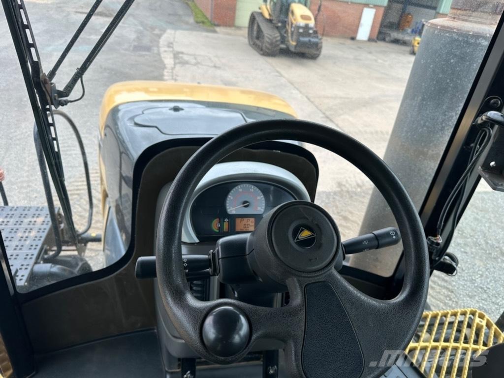 Challenger MT855C Traktori