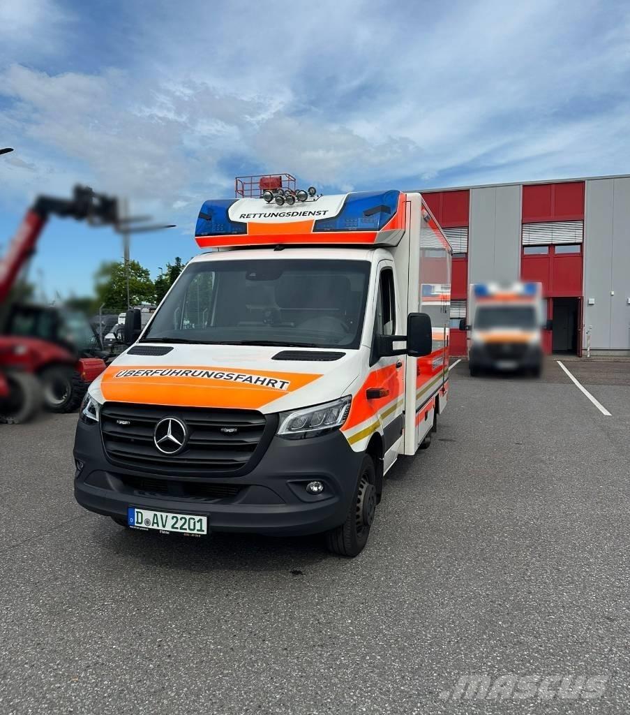 Mercedes-Benz 100 D Vozila za hitnu pomoć