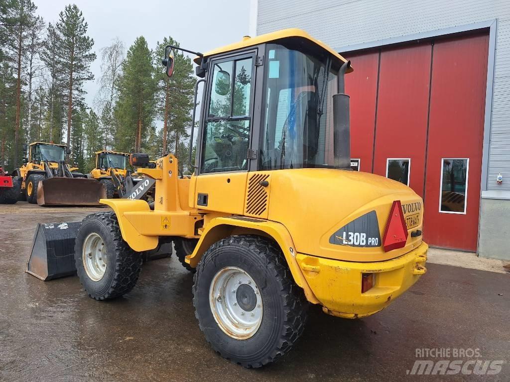 Volvo L30B AURALLA Utovarivači na kotačima
