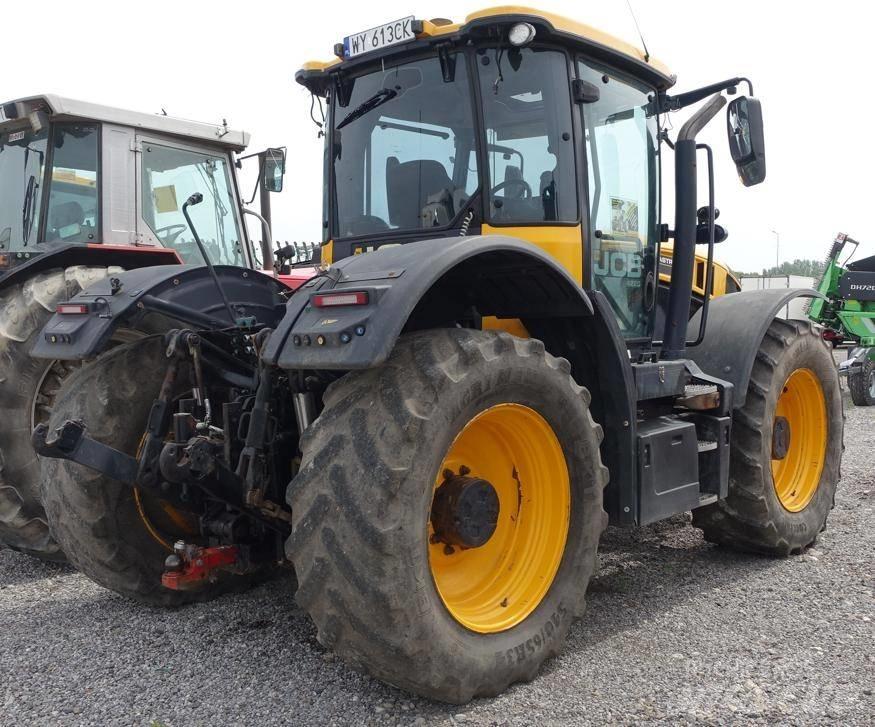 JCB Fastrac 4220 Traktori