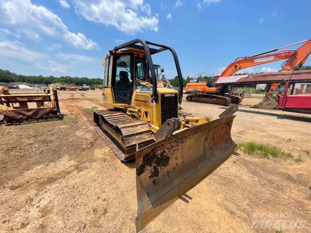 CAT D 5 LGP Buldožeri gusjeničari