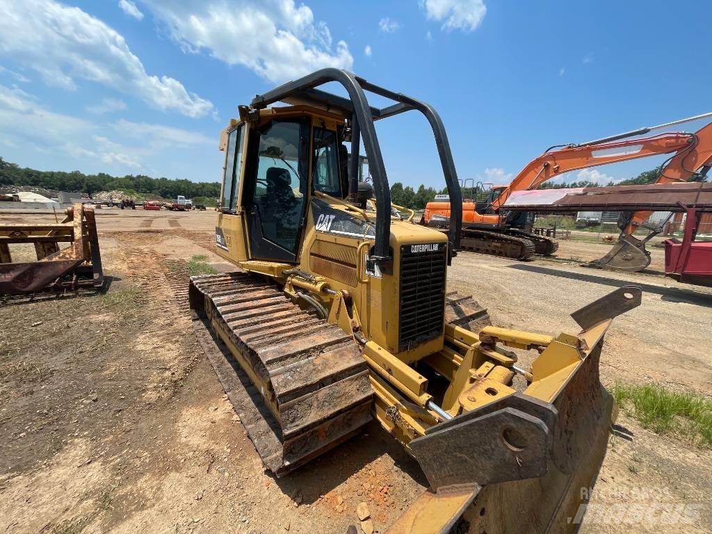 CAT D 5 LGP Buldožeri gusjeničari