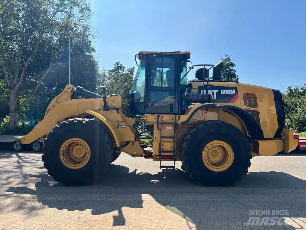 CAT 966M Utovarivači na kotačima