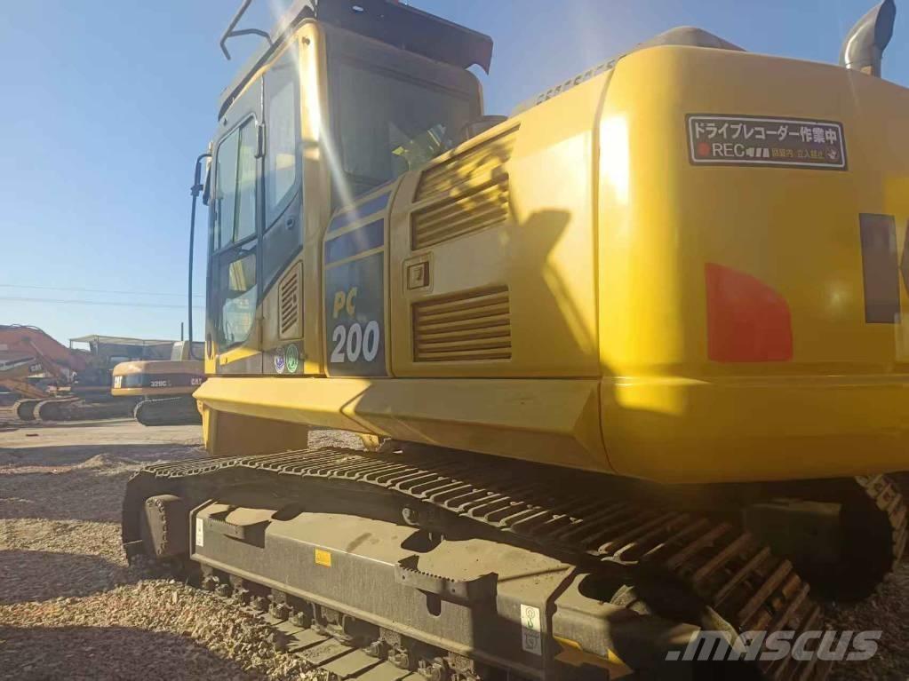 Komatsu PC 200 Bageri gusjeničari