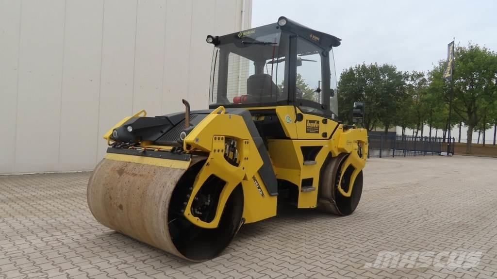 Bomag BW151 AD-5 Valjci sa dvojnim bubnjem