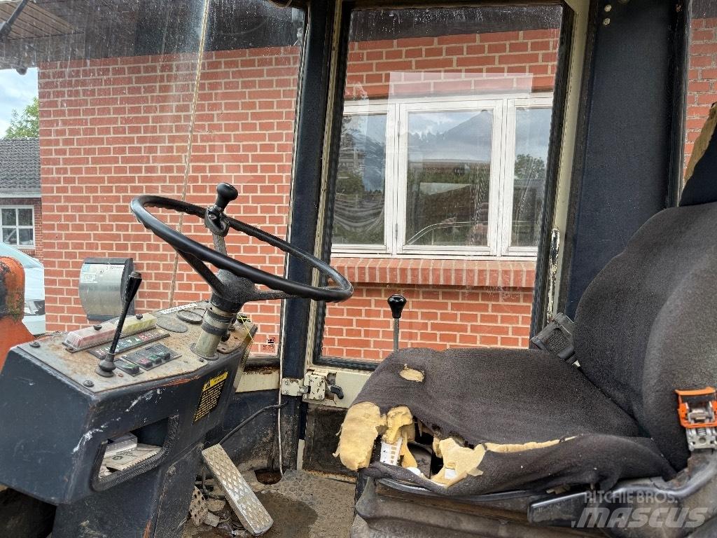 Schaeff SKL 821 Utovarivači na kotačima