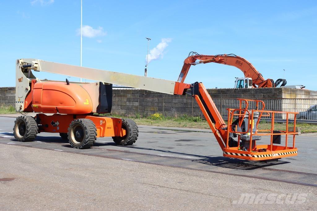 JLG 800AJ Zglobne podizne platforme