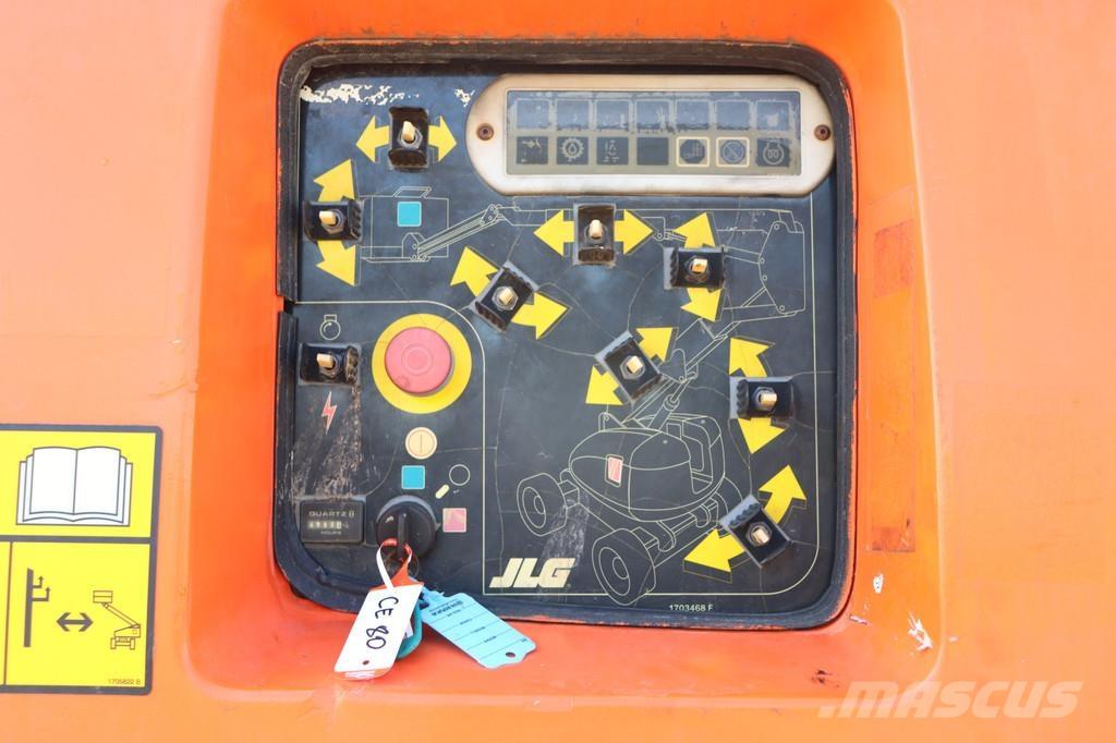 JLG 800AJ Zglobne podizne platforme