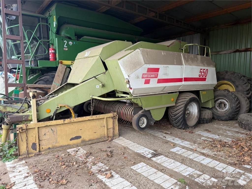 Fortschritt 550 Balirke za kockaste bale
