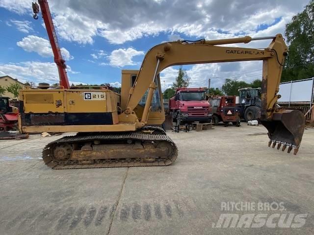 CAT 215 Bageri gusjeničari