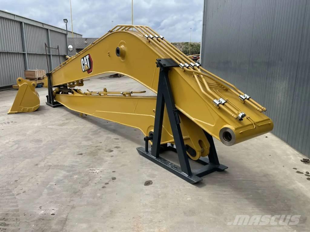 CAT 323 GX 18m Set Utovarne korpe