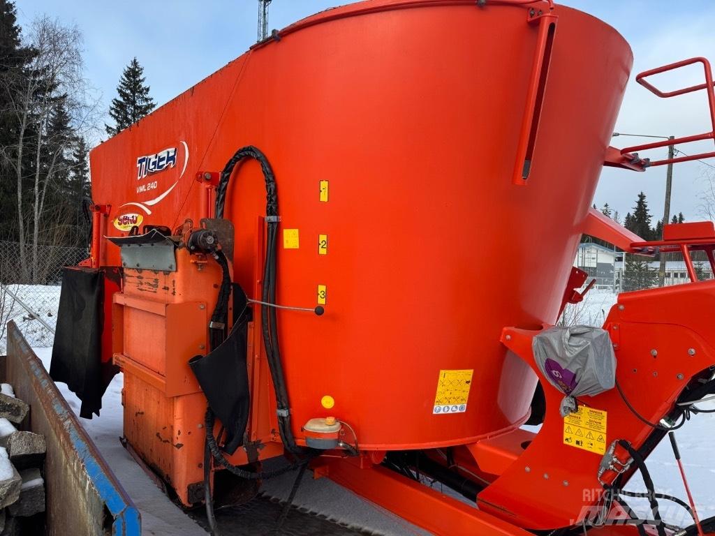 Seko Tiger 240 Hranilice za stoku