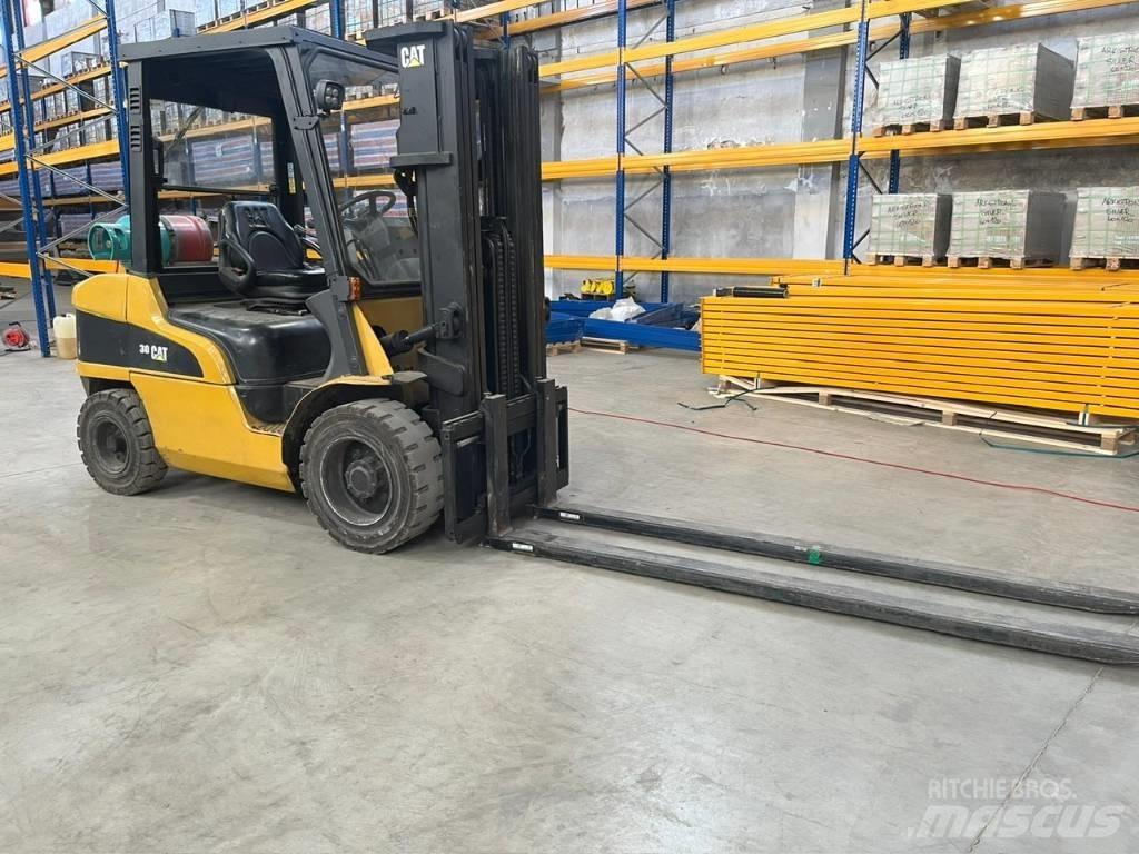 CAT CAT GP30N Plinski viličari