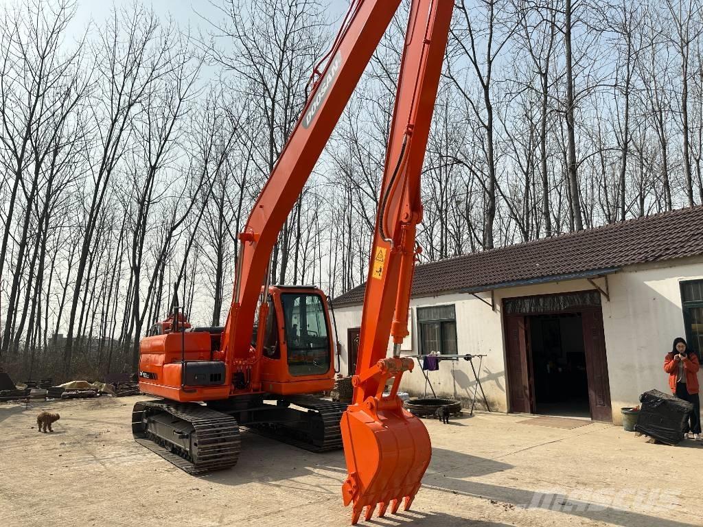 Doosan DX160LC Bageri gusjeničari