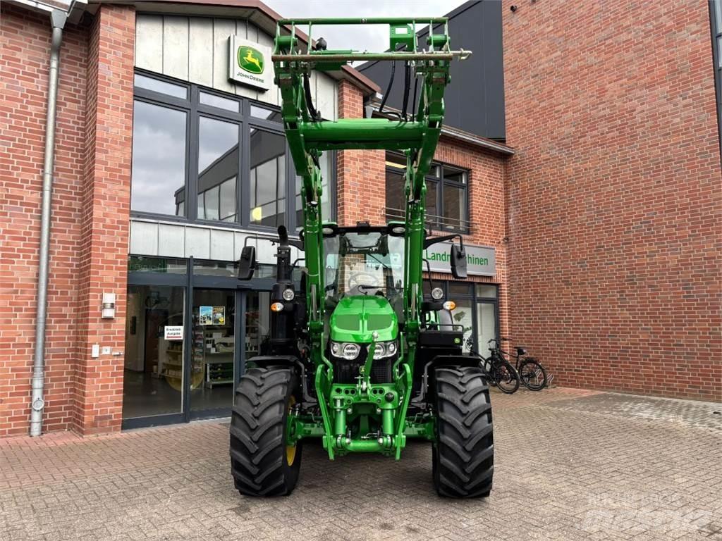 John Deere 6120M Traktori