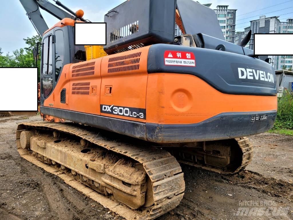 Doosan DX 300 LCA Bageri gusjeničari
