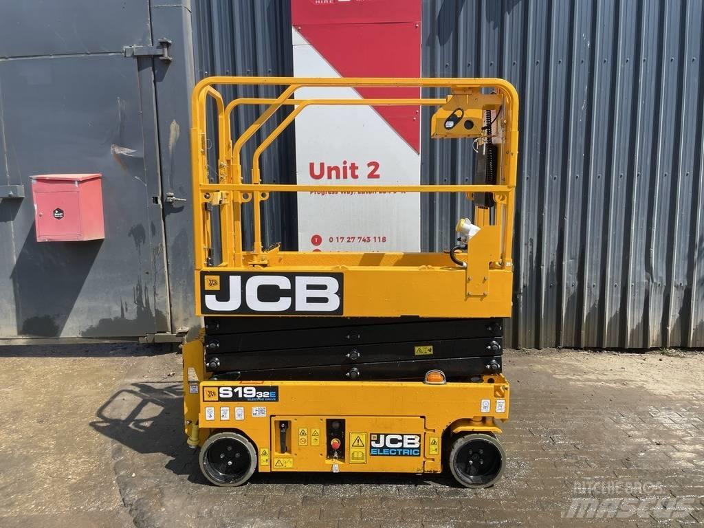 JCB S1932 EDRV Škaraste platforme