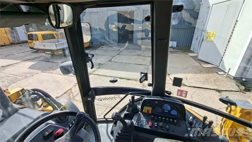 CAT 432 E 4X4 Građevinarstvo – ostalo