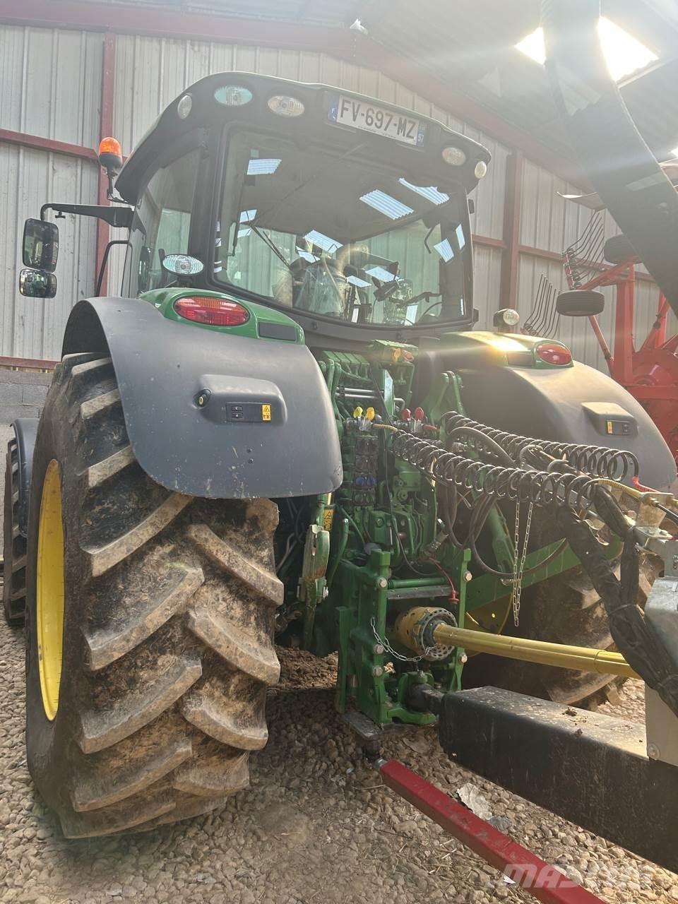 John Deere 6195R Traktori