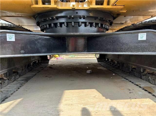 CAT 320 D Bageri gusjeničari